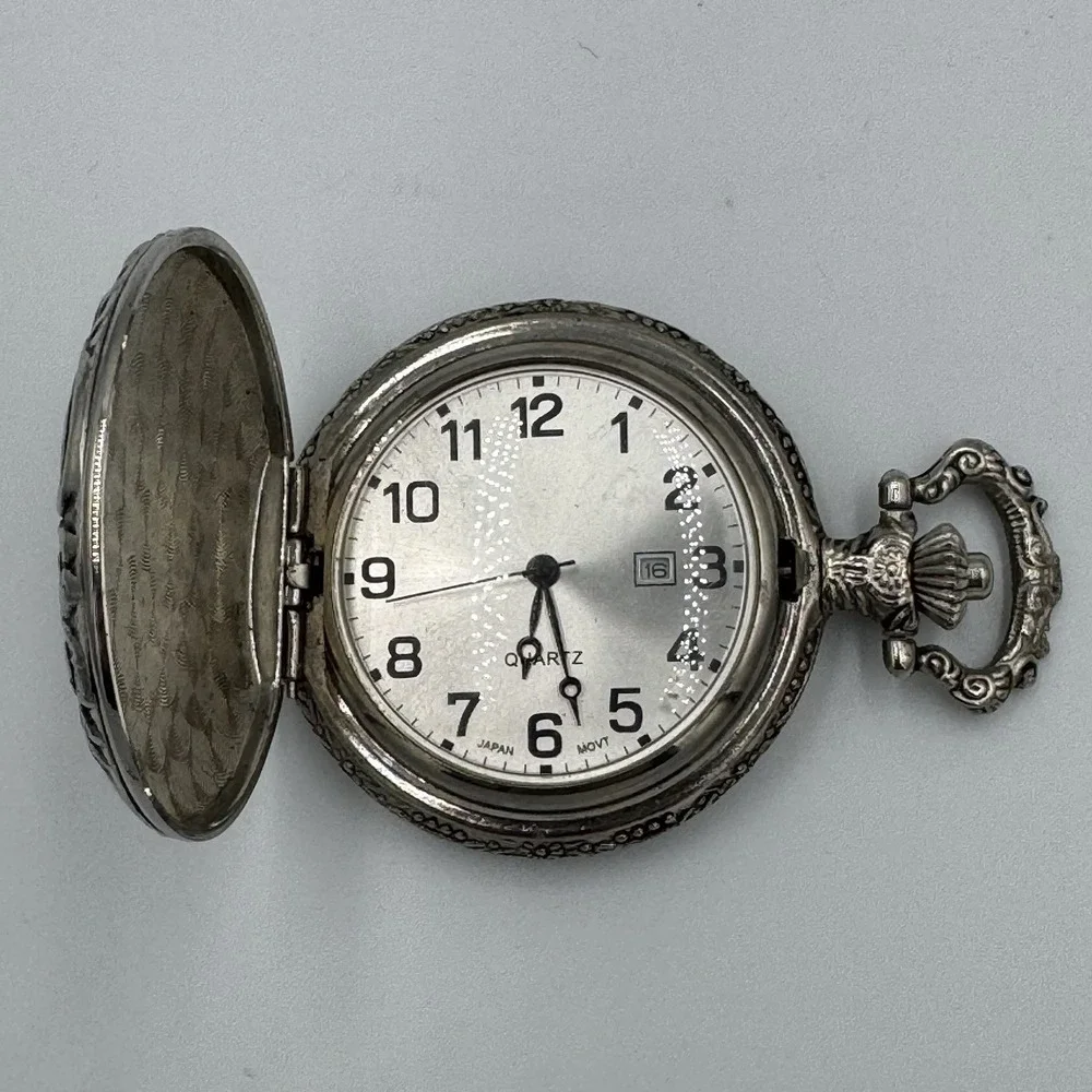 Vintage Style Silver Tone Locomotive Train Pocket Watch No Chain Untested‎
